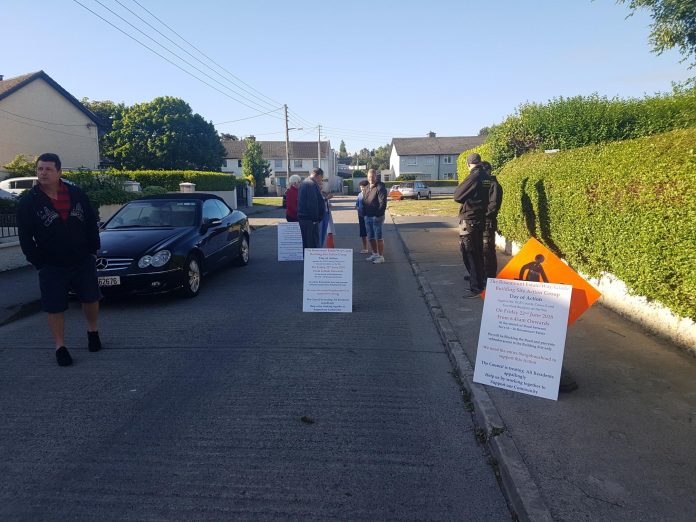 ROSEMOUNT RESIDENTS HOLD PROTEST OVER ‘SERIOUS’ HEALTH AND SAFETY CONCERNS